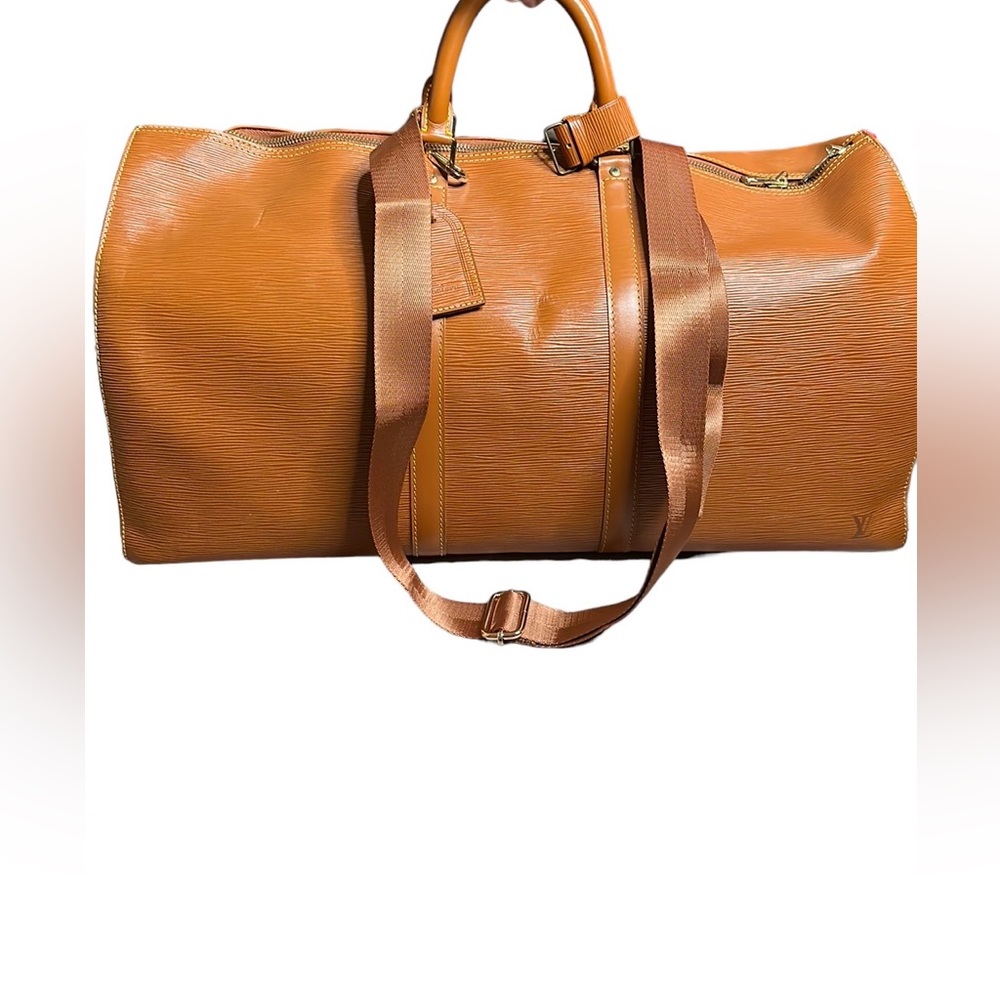 LouisVuitton epi travel bag 55 with provided strap